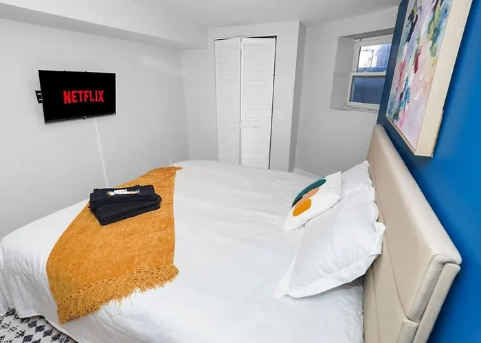 Apartamento King Bed 6br With Pool Table Sleeps 16 Near Humboldt Park *