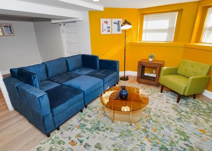 King Bed 6br With Pool Table Sleeps 16 Near Humboldt Park Apartamento